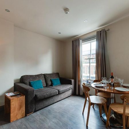 Base Serviced Apartments - City Road Chester Eksteriør bilde