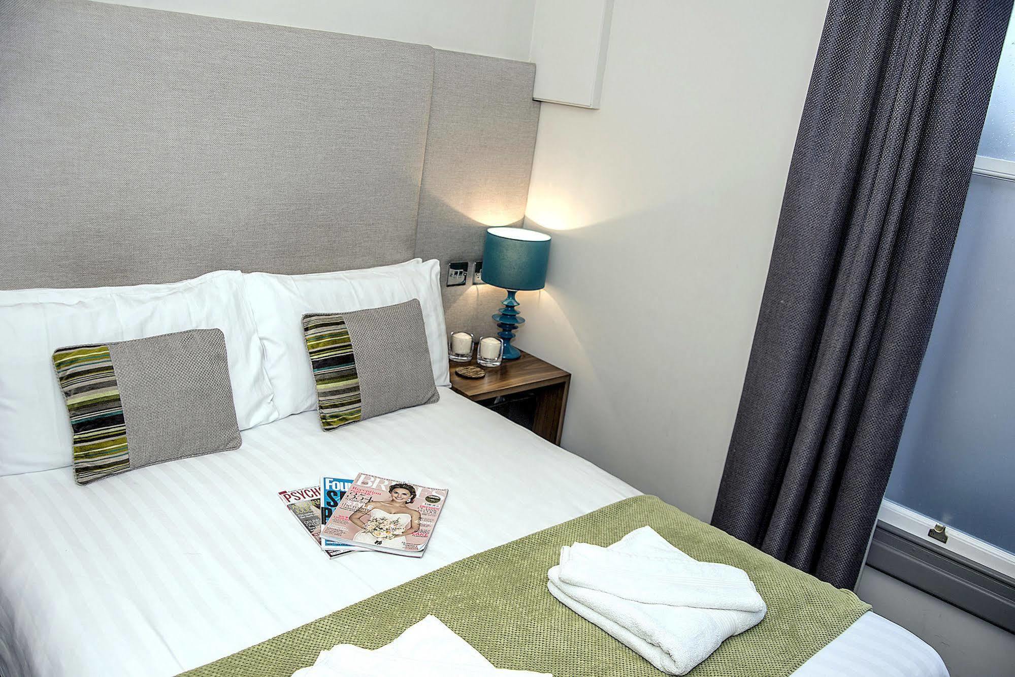 Base Serviced Apartments - City Road Chester Eksteriør bilde