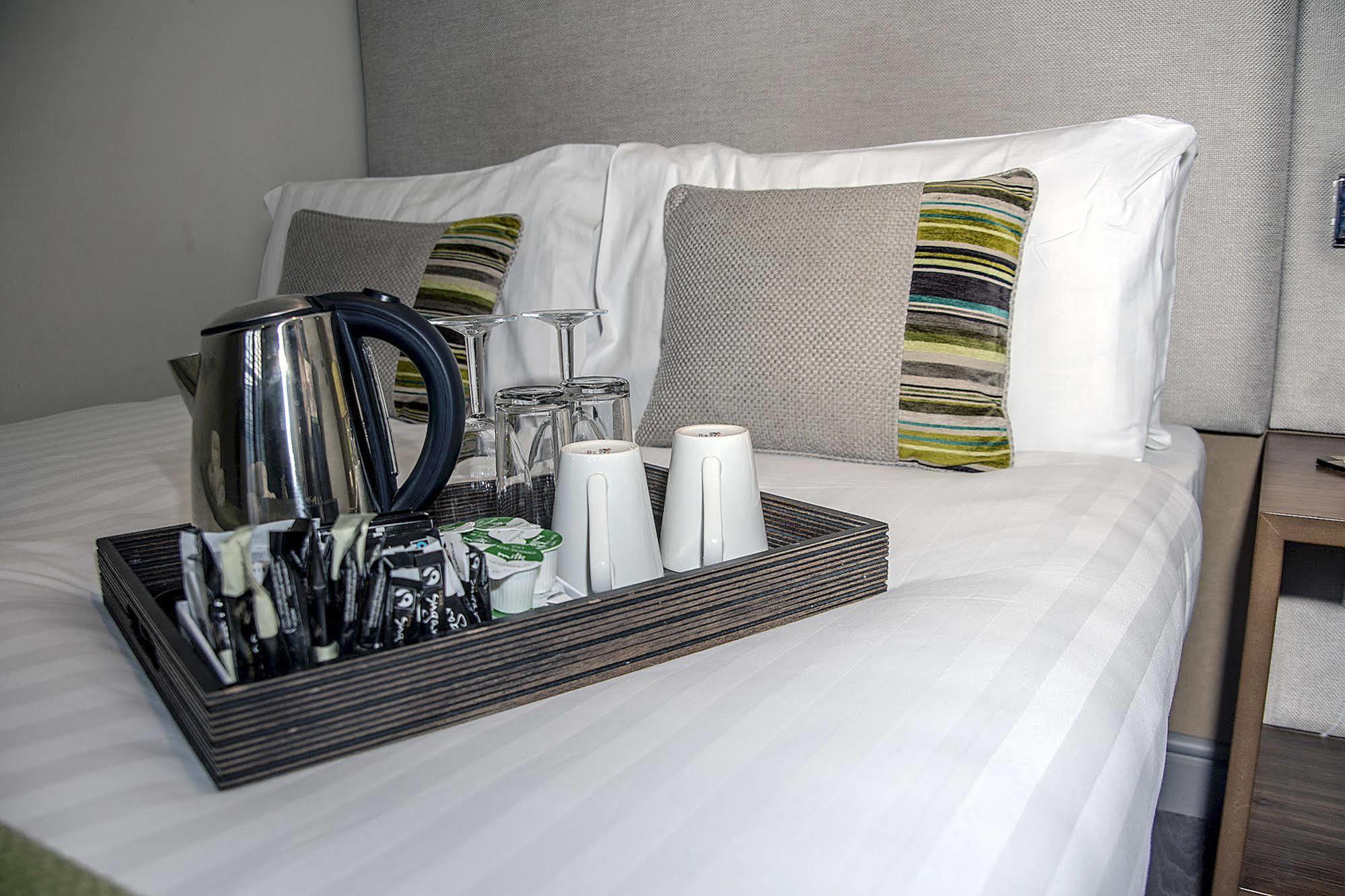 Base Serviced Apartments - City Road Chester Eksteriør bilde