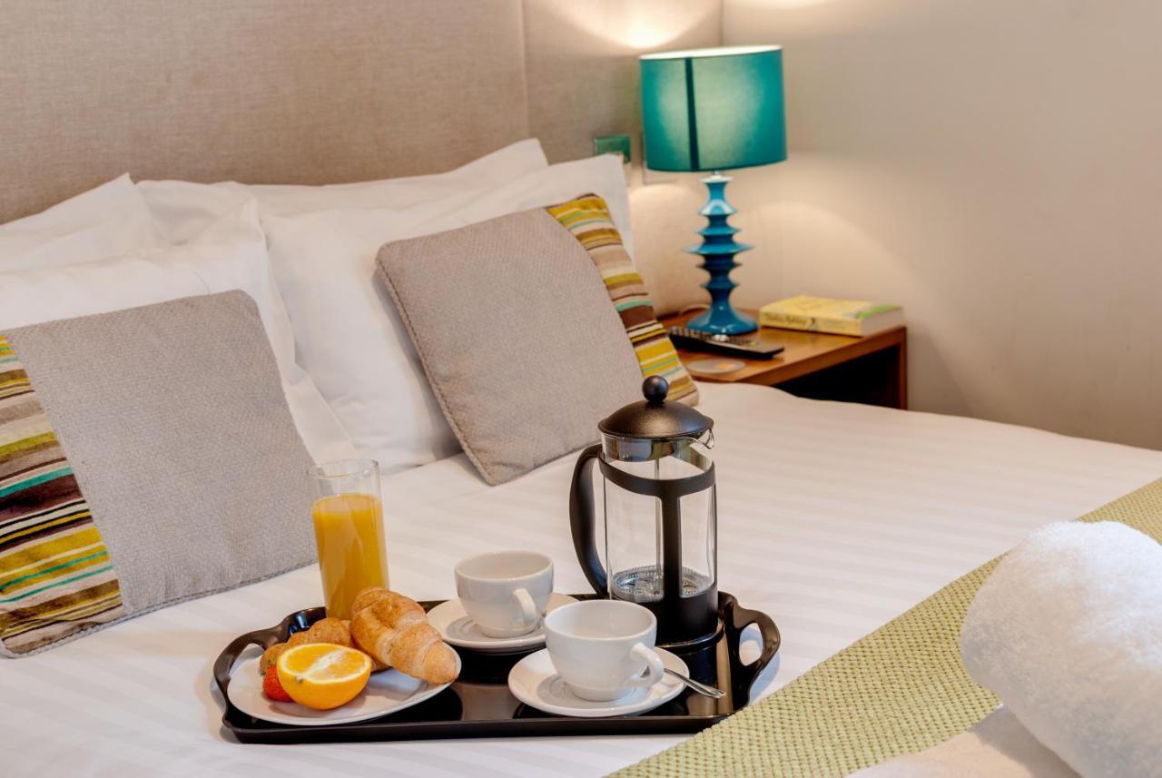 Base Serviced Apartments - City Road Chester Eksteriør bilde