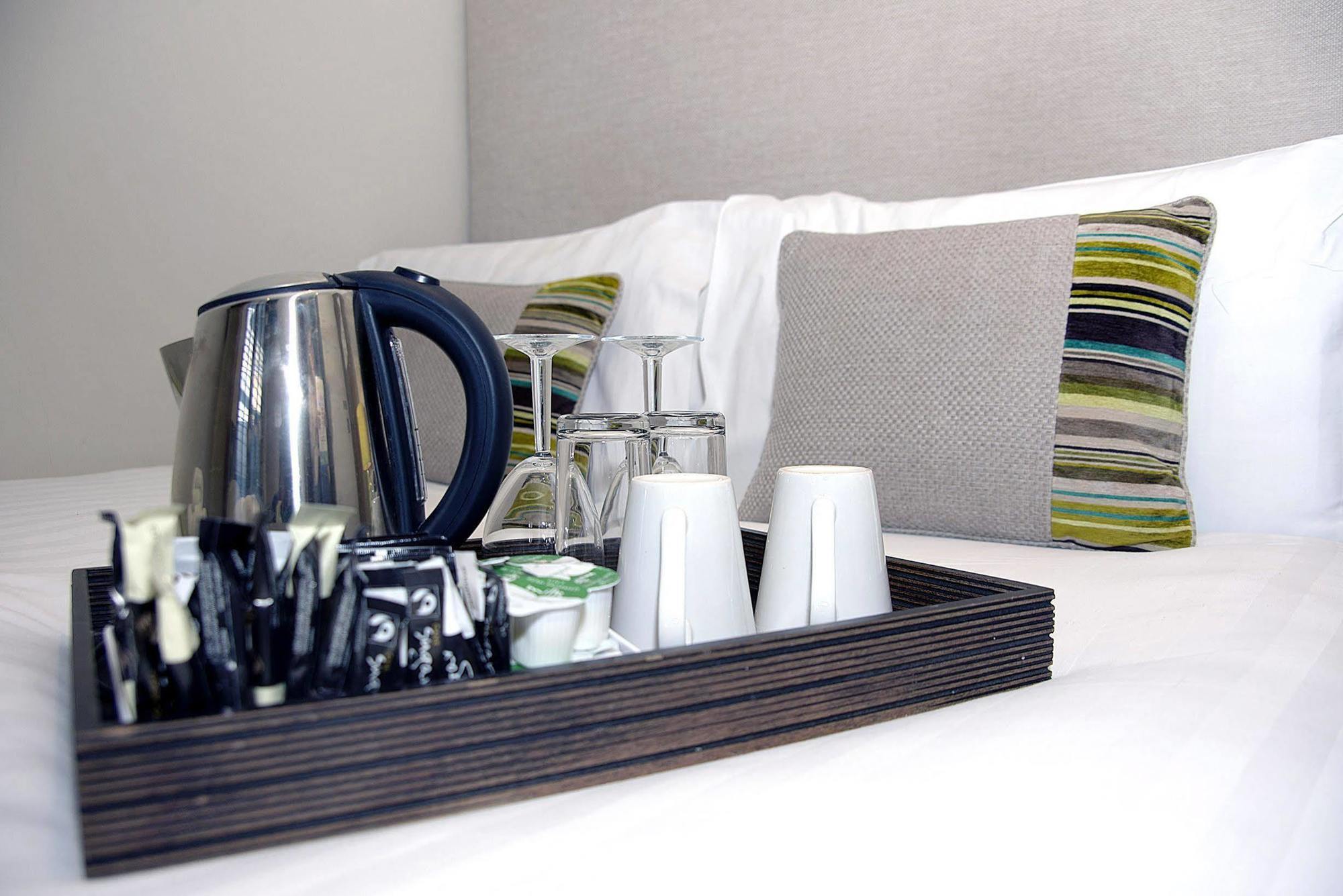 Base Serviced Apartments - City Road Chester Eksteriør bilde